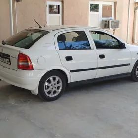 Opel Astra 1998