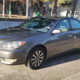Toyota Camry 2005