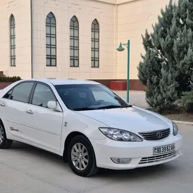Toyota Camry 2004