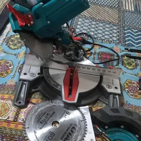 инструмент