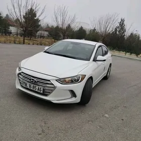 Hyundai Elantra 2018
