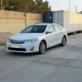 Toyota Camry 2012