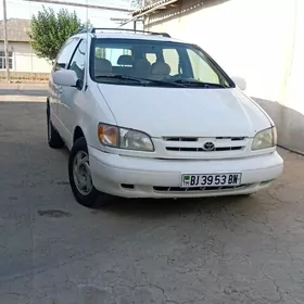 Toyota Sienna 2000