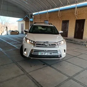 Toyota Highlander 2018