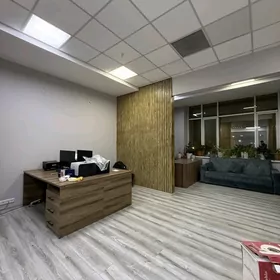 Arenda  Pomisenya Ofis