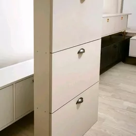 Обувница, Köwüş goýulýan.