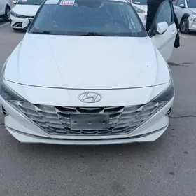 Hyundai Elantra 2021
