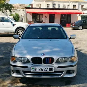 BMW E39 2000