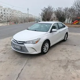 Toyota Camry 2017