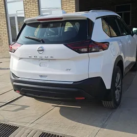 Nissan Rogue 2021