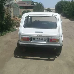 Lada Niva 1981