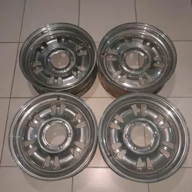 Pajero 16 lyk disga.