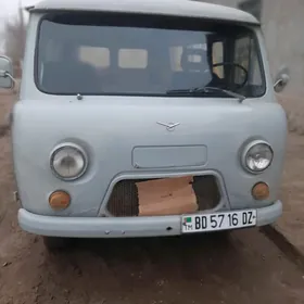 UAZ 2206 2000