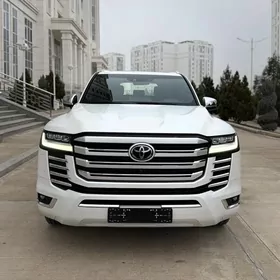 Toyota Land Cruiser 2023