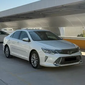 Toyota Camry 2017