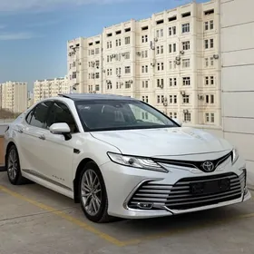 Toyota Camry 2023