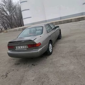 Toyota Camry 2000