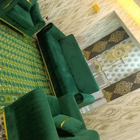 troýka diwan kresla