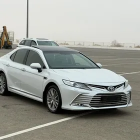 Toyota Camry 2023