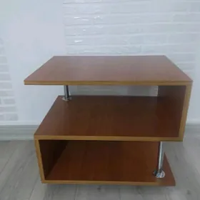 Журнальный столик