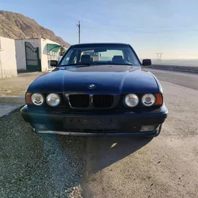 BMW E34 1989