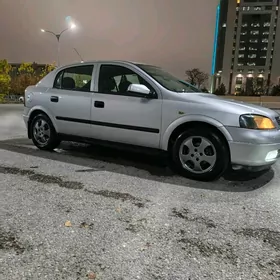 Opel Astra 2003