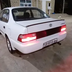 Toyota Corolla 1995