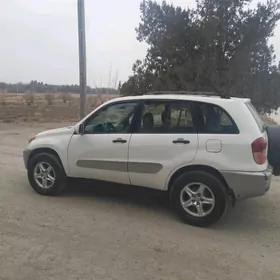 Toyota RAV4 2003