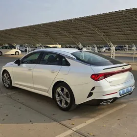 Kia K5 2021