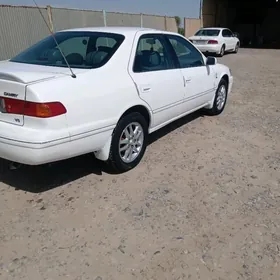 Toyota Camry 1997