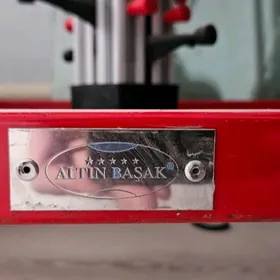 tarelka saklayan podstawka