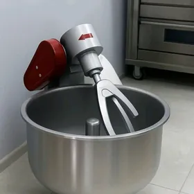 HAMYR YUGURYAN MAŞYN