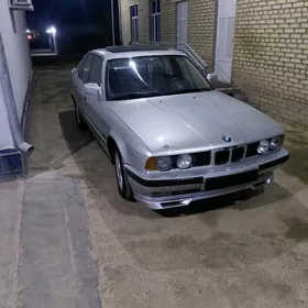 BMW E34 1989