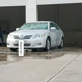 Toyota Camry 2011