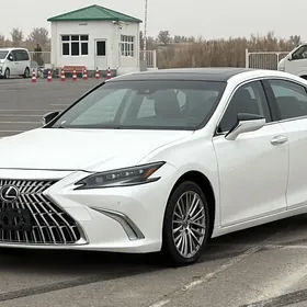 Lexus ES 350 2022
