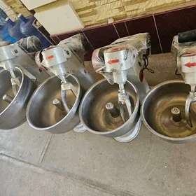 Hamyr Mesalka mikser