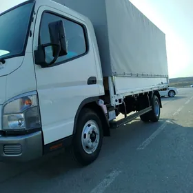 Mitsubishi Canter 2025