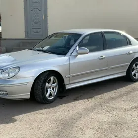Hyundai Sonata 2001