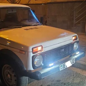 Lada Niva 1985