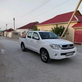 Toyota Hilux 2011
