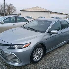 Toyota Camry 2022
