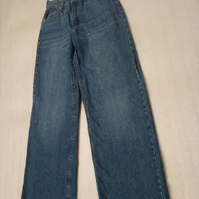 Джинсы
