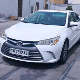 Toyota Camry 2017
