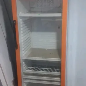 witrina holodilnik Fiore