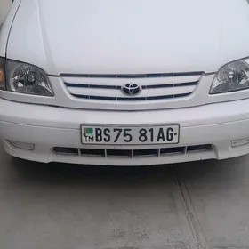 Toyota Sienna 2000