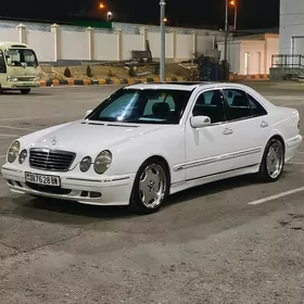 Mercedes-Benz E430 2000