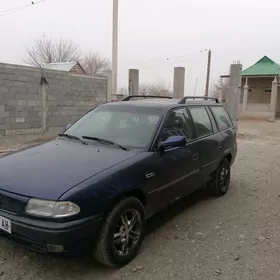 Opel Astra 1995