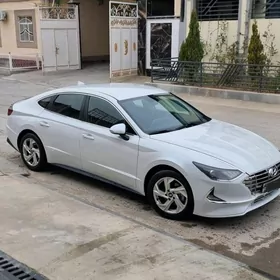 Hyundai Sonata 2020
