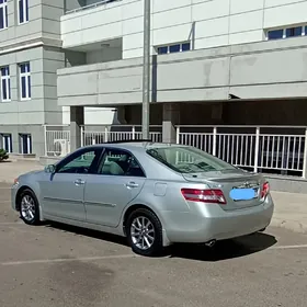 Toyota Camry 2010