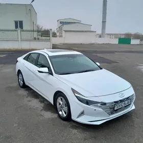 Hyundai Elantra 2021